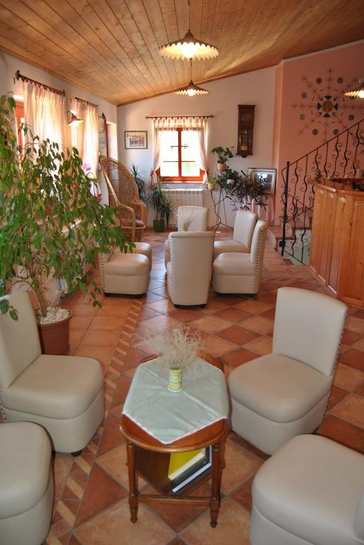 Vremski Britof Tourist Farm Dujceva Domacija 빌라 외부 사진